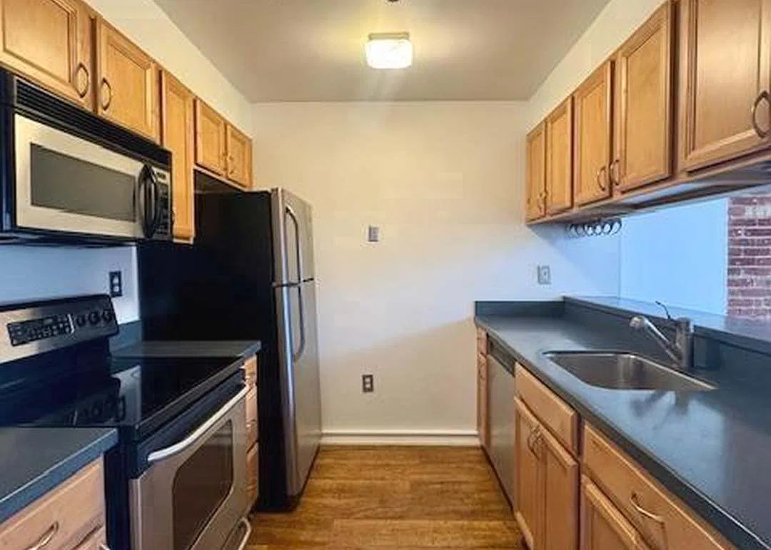 1 bed, 593 sqft, $1,725 — Photo 4