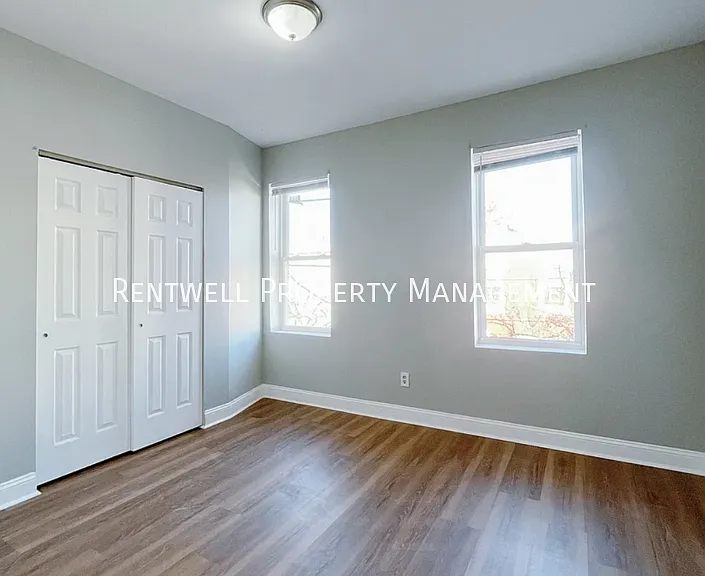 1614 Edgley St — Photo 13
