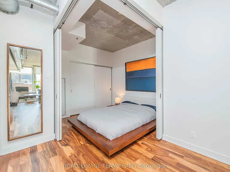 360 McLeod St #306 — Photo 13