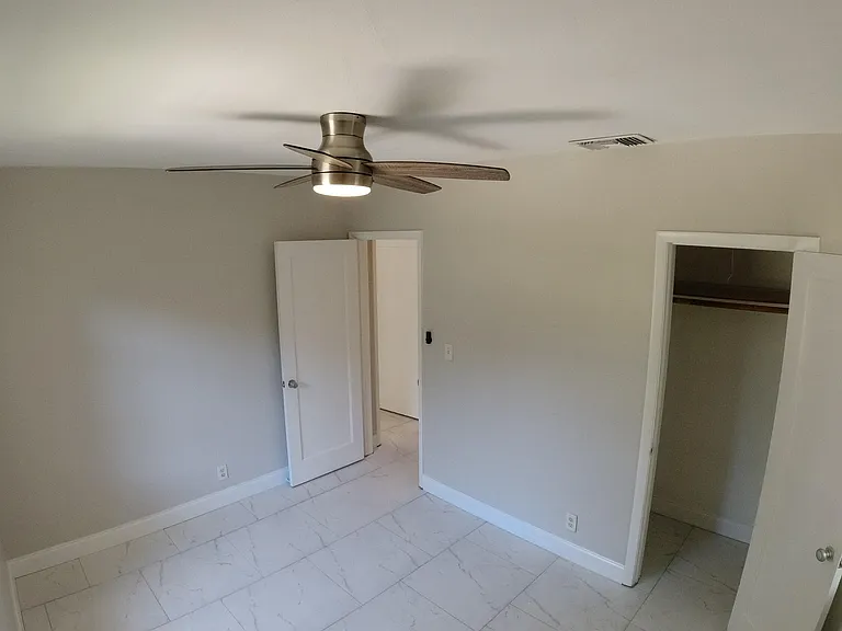 2119 Northridge Rd — Photo 11