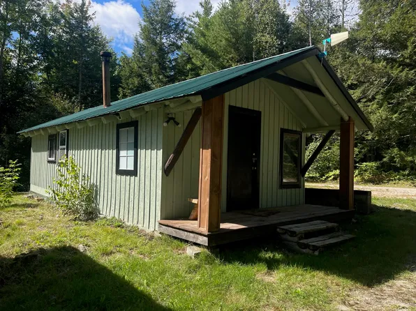28 Middle  Street, Grand Falls Twp, ME 04417