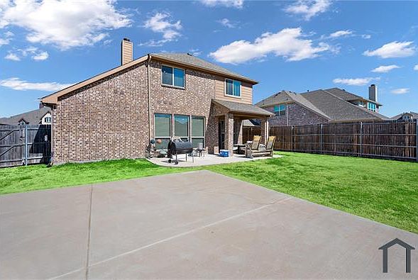 1st image of 1716 Grady Ln