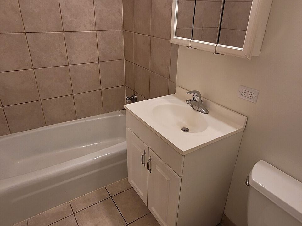 Wheaton Station 1039 College Ave Wheaton, IL Zillow Apartments