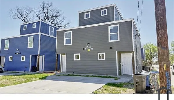 3 bed, $1,425 — Photo 4