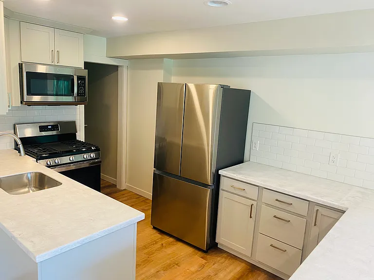 12904 Eagle Dr #B — Photo 5