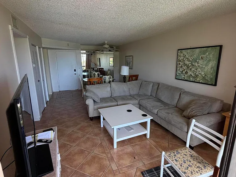 2255 Lindell Blvd #4406 — Photo 4