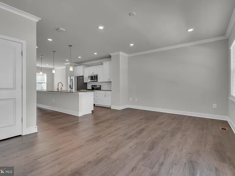 5754 Frederick Douglas Pl — Photo 13