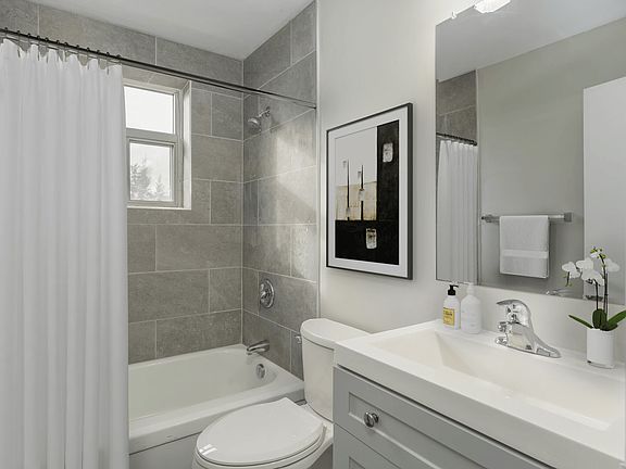 4th image of 25 Nash Rd N #109