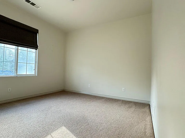 1st floor bed room