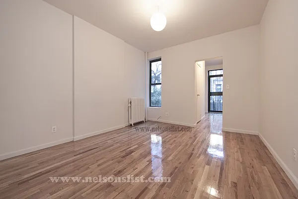 Rented by Nelson Aybar, LREB | media 25