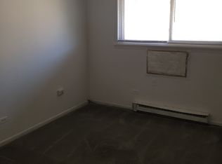 822 E Old Willow Rd #6-114, Prospect Heights, IL 60070