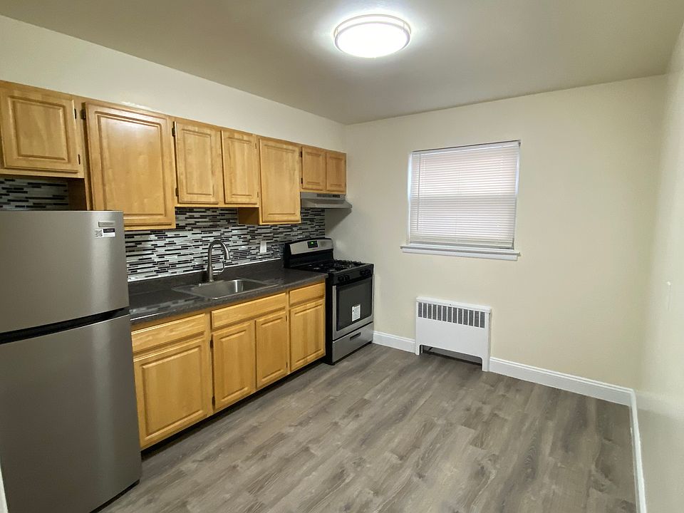 1st floor apartment