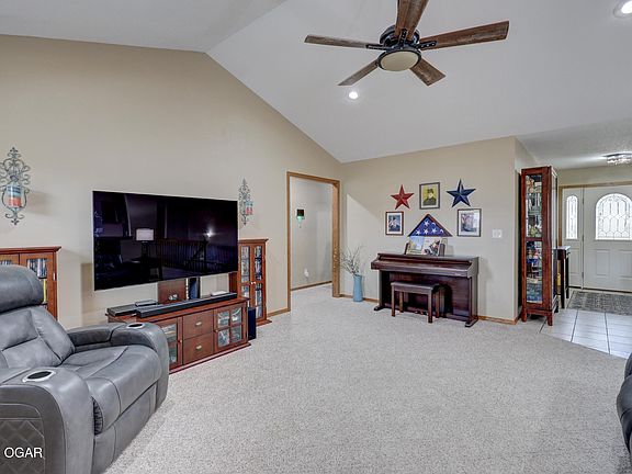 5th image of 1326 Fox Ridge Ln