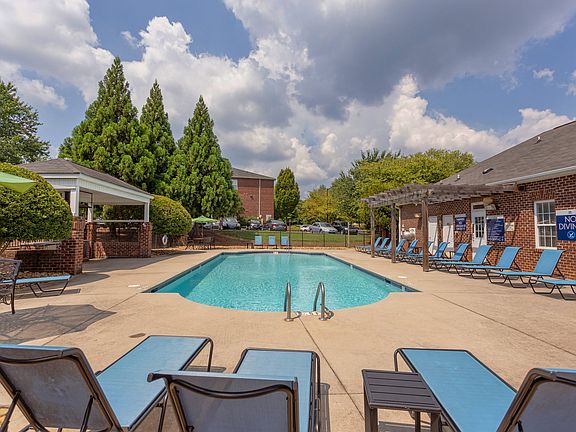 Morgan Ridge Pool Patio