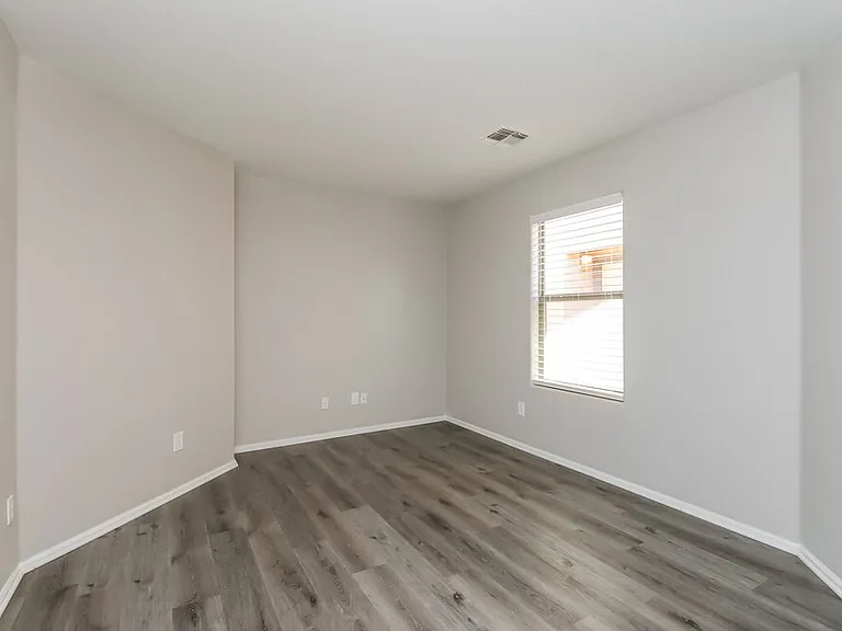 4127 E Mica Rd — Photo 6