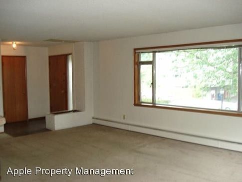 3rd image of 11317 Corliss Ave N