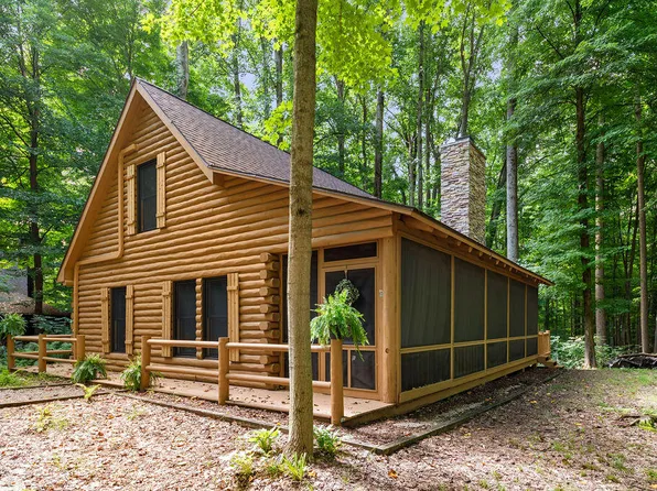 347 Georgetown Colony, Buchanan, MI 49107