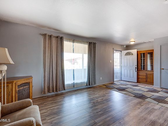 3rd image of 12233 N 111TH Avenue