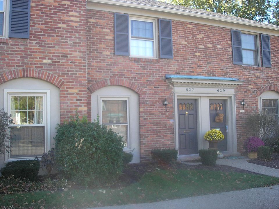 Front of Townhouse