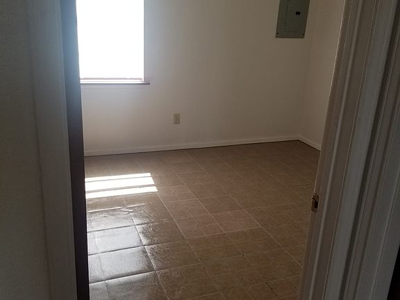 5th image of 2095 La Palma St #20
