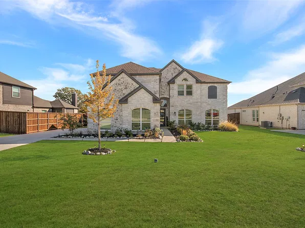 324 Secretariat Dr, Hickory Creek, TX 75065