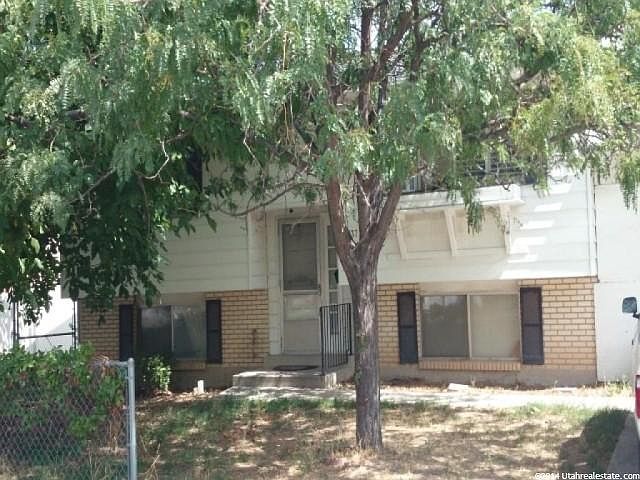 1st image of 2937 S Breeze Dr