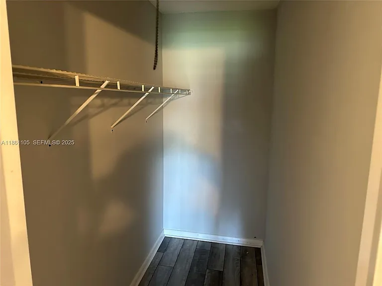 599 Fanshaw Way #O — Photo 10