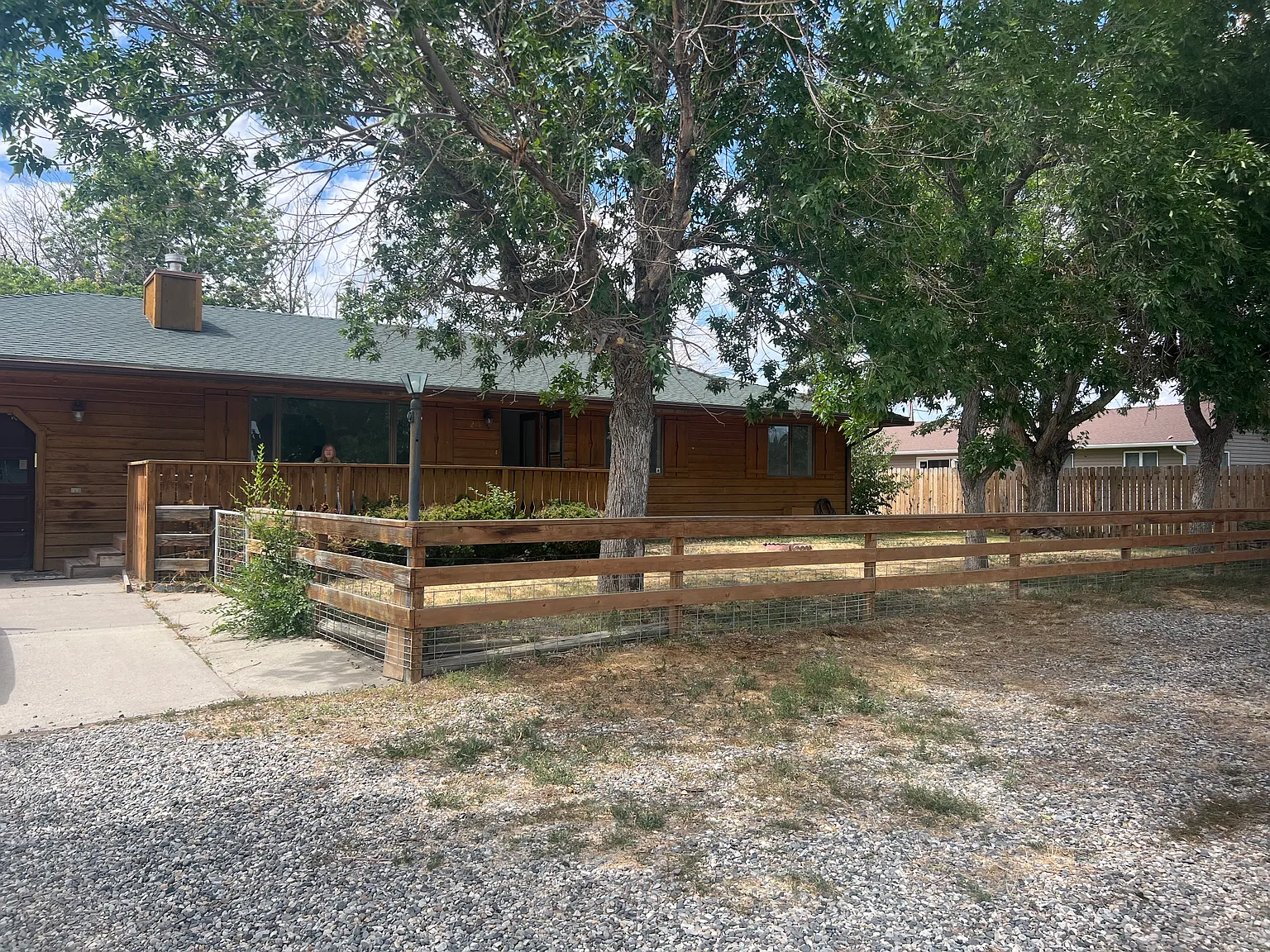 3 bed, 1380 sqft, $2,000 — Photo 1