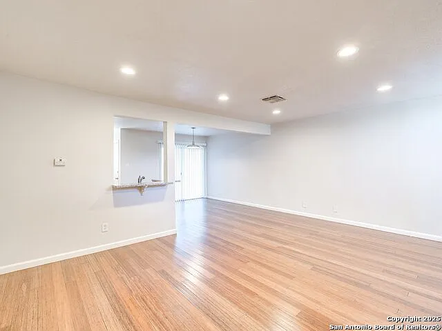 100 Lorenz Rd #1501 — Photo 40