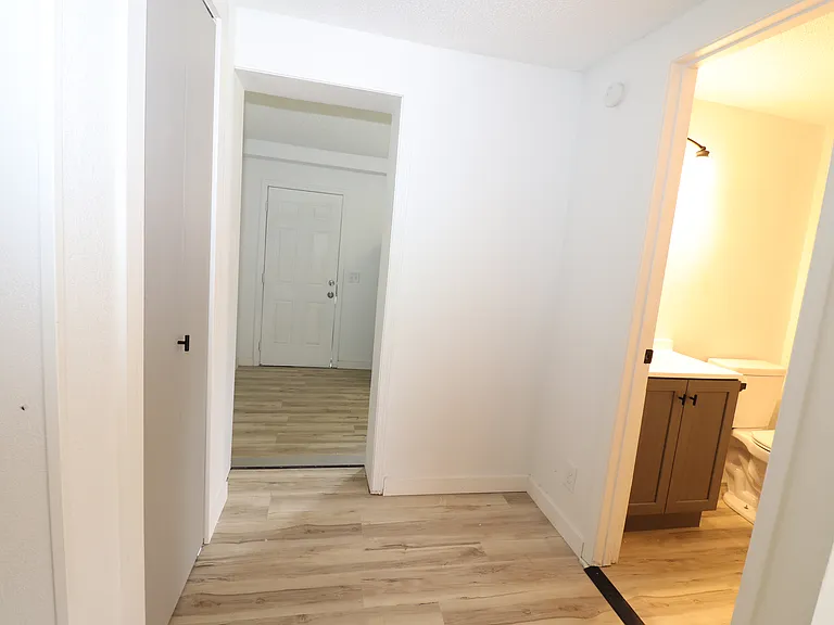 21 Larue St #3 — Photo 5