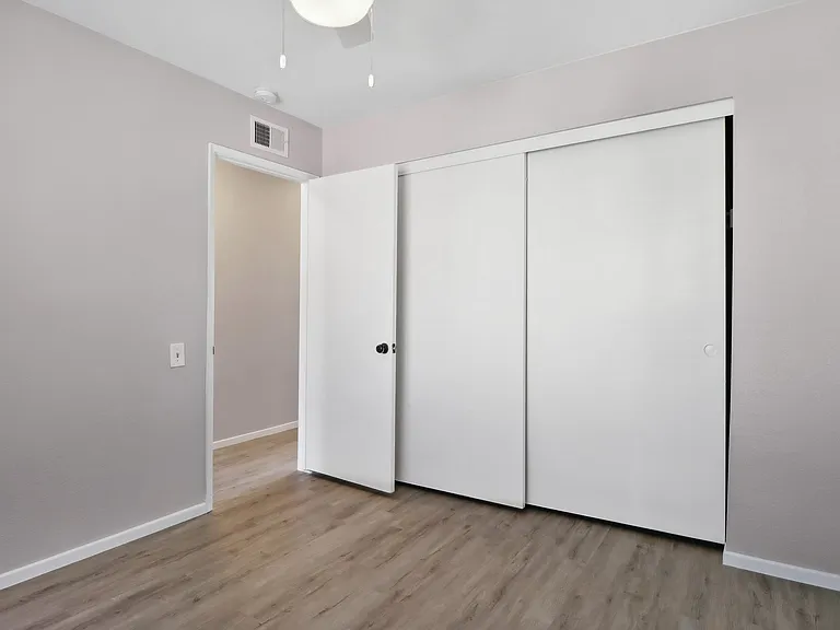 24686 Golfview Dr — Photo 37