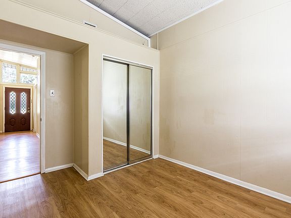 SQFT-0827.jpg