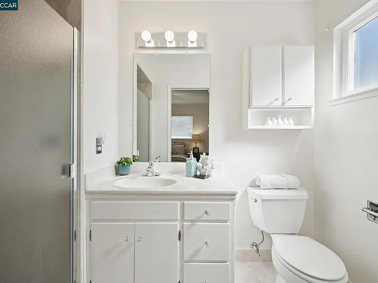 3114 Santa Paula Dr — Photo 10