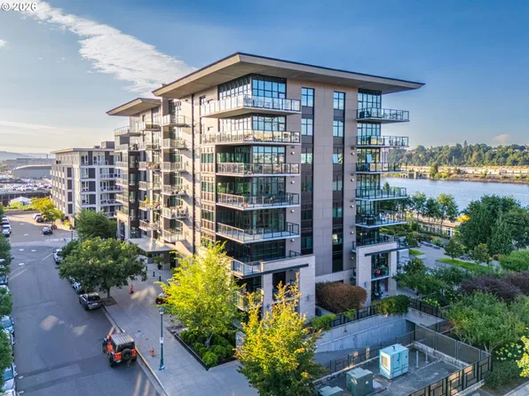 1830 NW Riverscape St APT 511, Portland, OR 97209