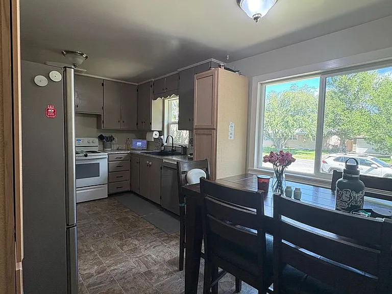 2120 Yellowstone Ave — Photo 6