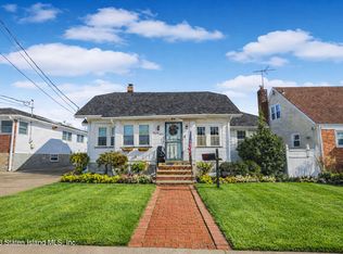 59 Seaview Ave, Staten Island, NY