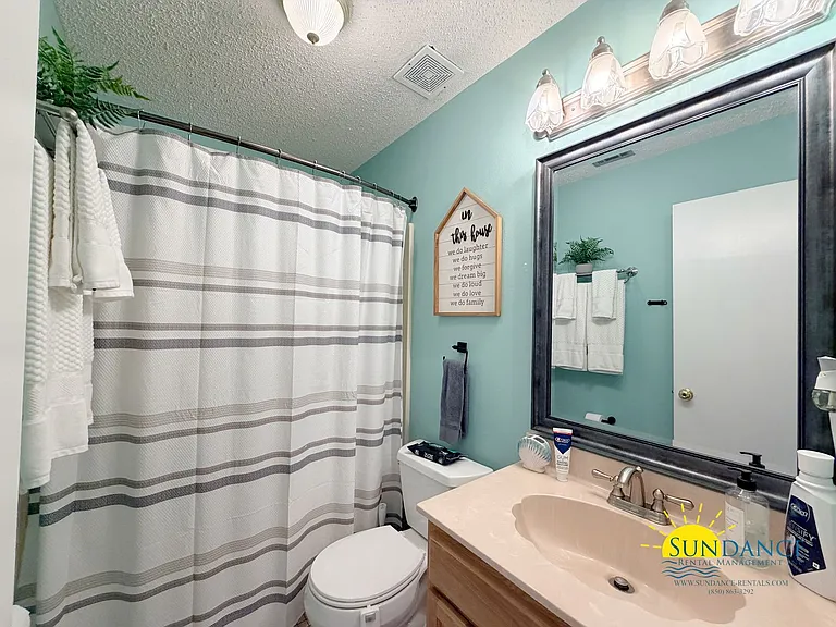 225 Lakeside Ln — Photo 22