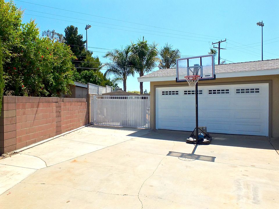 1st image of 6912 San Bernardo Cir