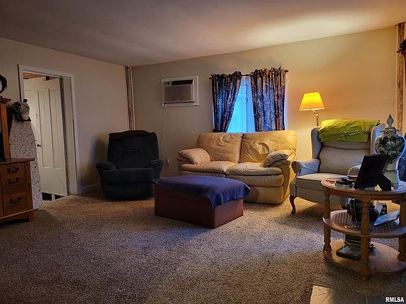 2nd image of 500 E Archer Ave