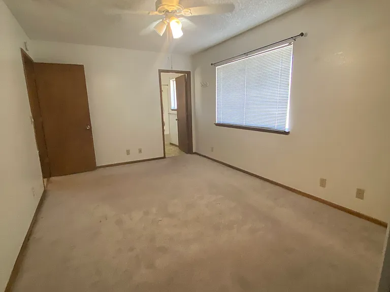 16463 Solvang Ave — Photo 18