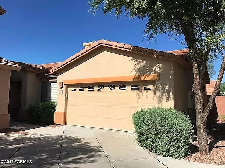 3479 N Paseo De San Agustin — Photo 1