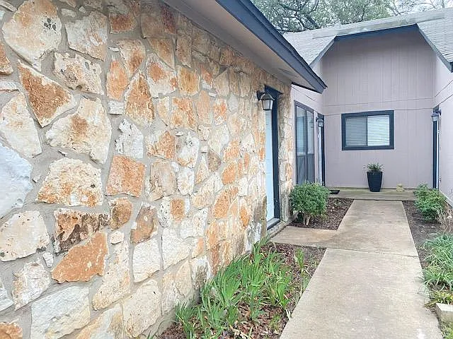11901 Oak Knoll Dr #A — Photo 2