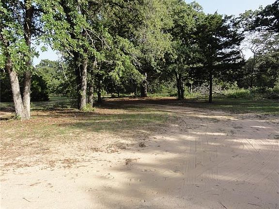 2nd image of 160 Carmen Hill Ln