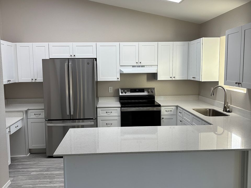 1st image of 521 E San Pedro Ave
