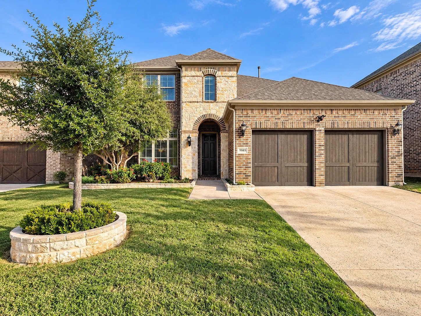 4 bed, 3.5 bath, 3055 sqft, $3,500 — Photo 1