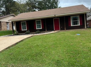 734 Clearmont Dr, Pearl, MS 39208
