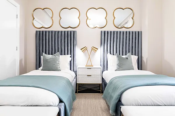 Rented by Bedrose | media 48