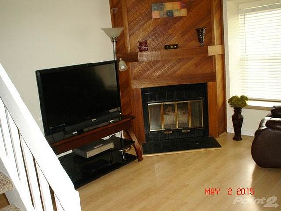 LIVING ROOM WITH FIREPLACE