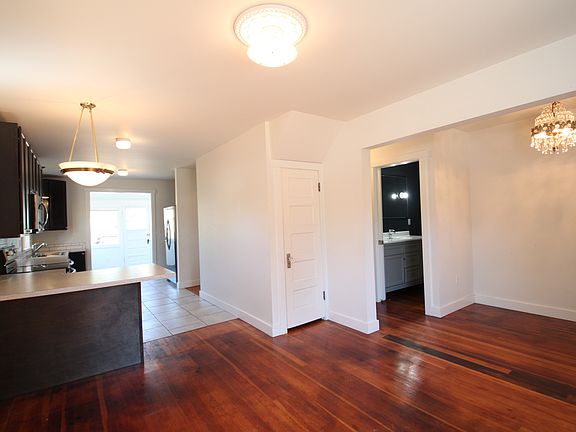 2nd image of 5107 N 47th St