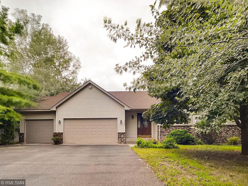1st image of 26638 Glen Oak Dr